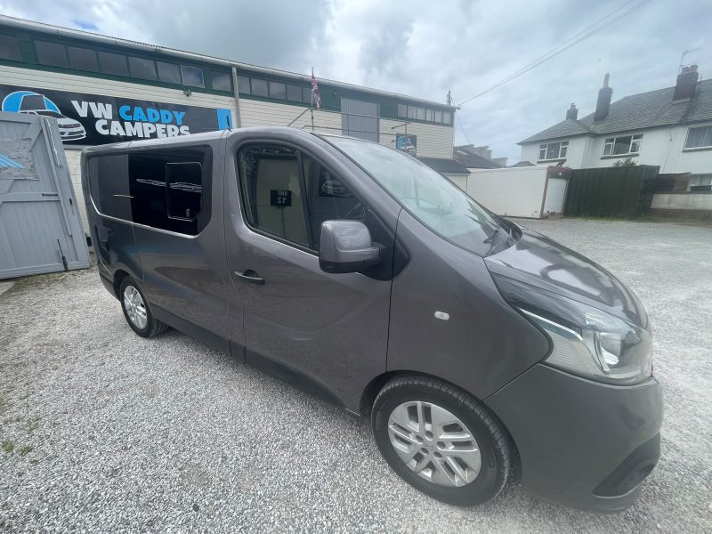2014 RENAULT TRAFIC SPORT TDi 1.6ltr DIESEL (42)