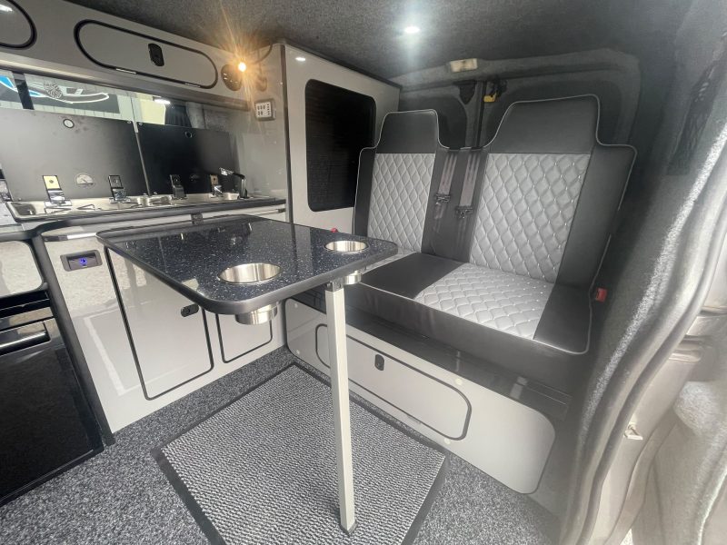 2014 RENAULT TRAFIC SPORT TDi 1.6ltr DIESEL (52)