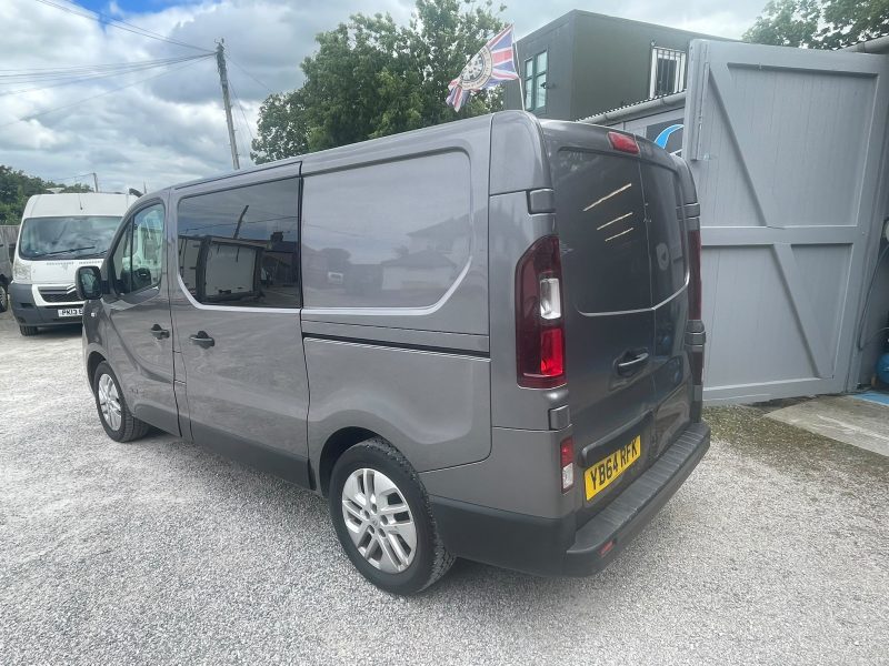 2014 RENAULT TRAFIC SPORT TDi 1.6ltr DIESEL (54)