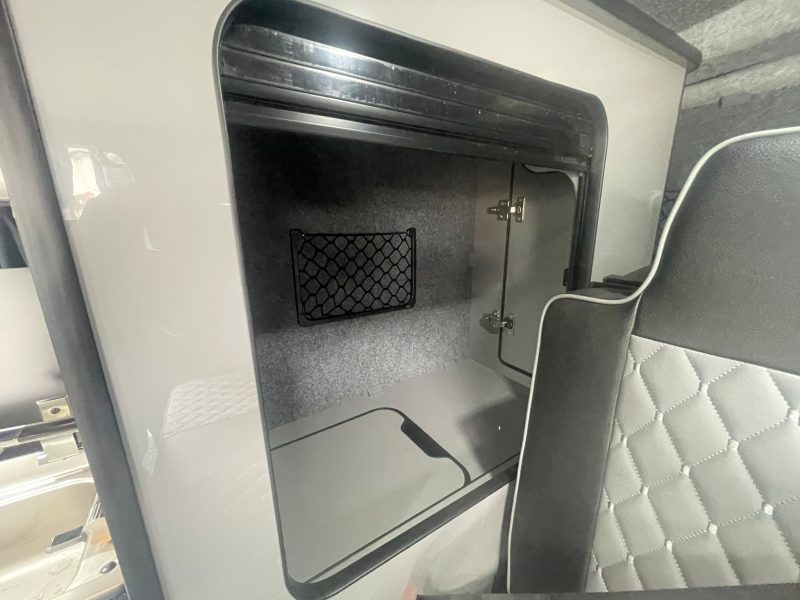 2014 RENAULT TRAFIC SPORT TDi 1.6ltr DIESEL (58)