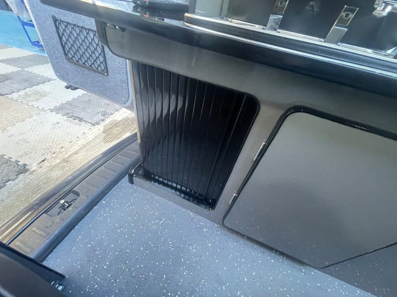 DSG Auto 2013 VW Caddy Highline Camper (52)