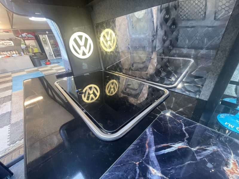 DSG Auto 2013 VW Caddy Highline Camper (55)