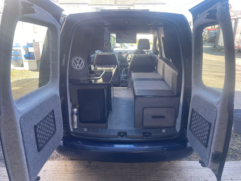 DSG Auto 2013 VW Caddy Highline Camper (7)
