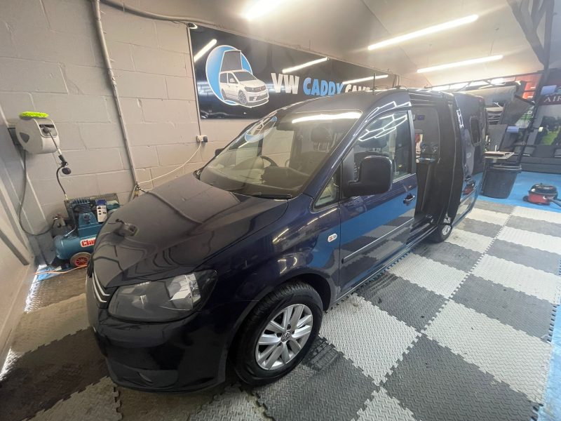 DSG Auto 2013 VW Caddy Highline Camper (9)