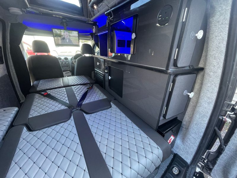 VW SWB Caddy TDI 1600 Diesel 5 Speed manual (81)